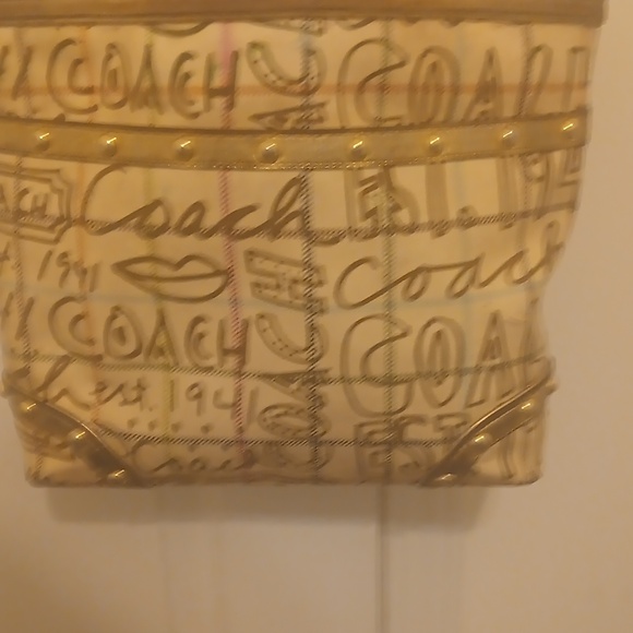 Coach Handbag - Picture 2 of 9